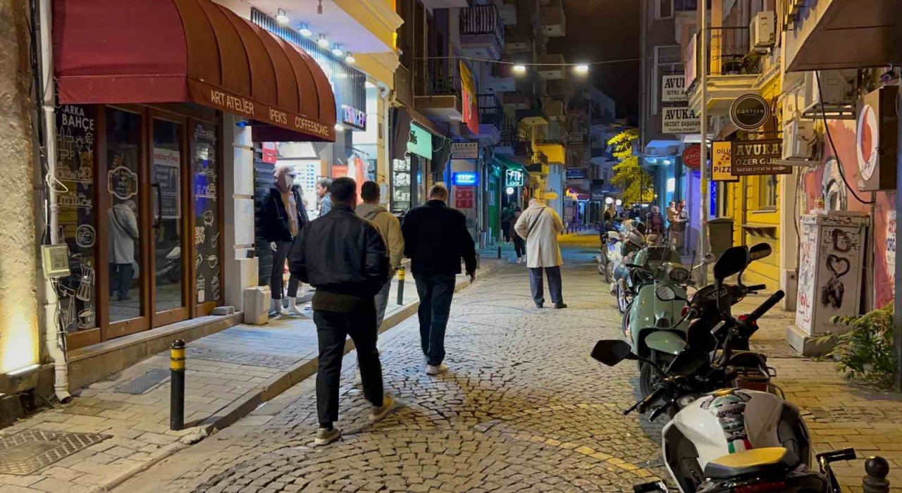 Çanakkalede 4 büyüklüğünde deprem