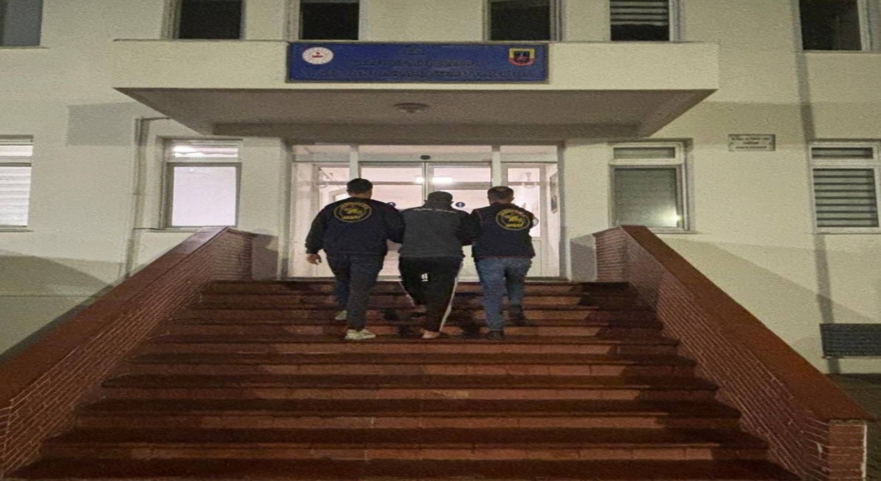Çanakkalede farklı suçlardan aranan 7 şahıs tutuklandı