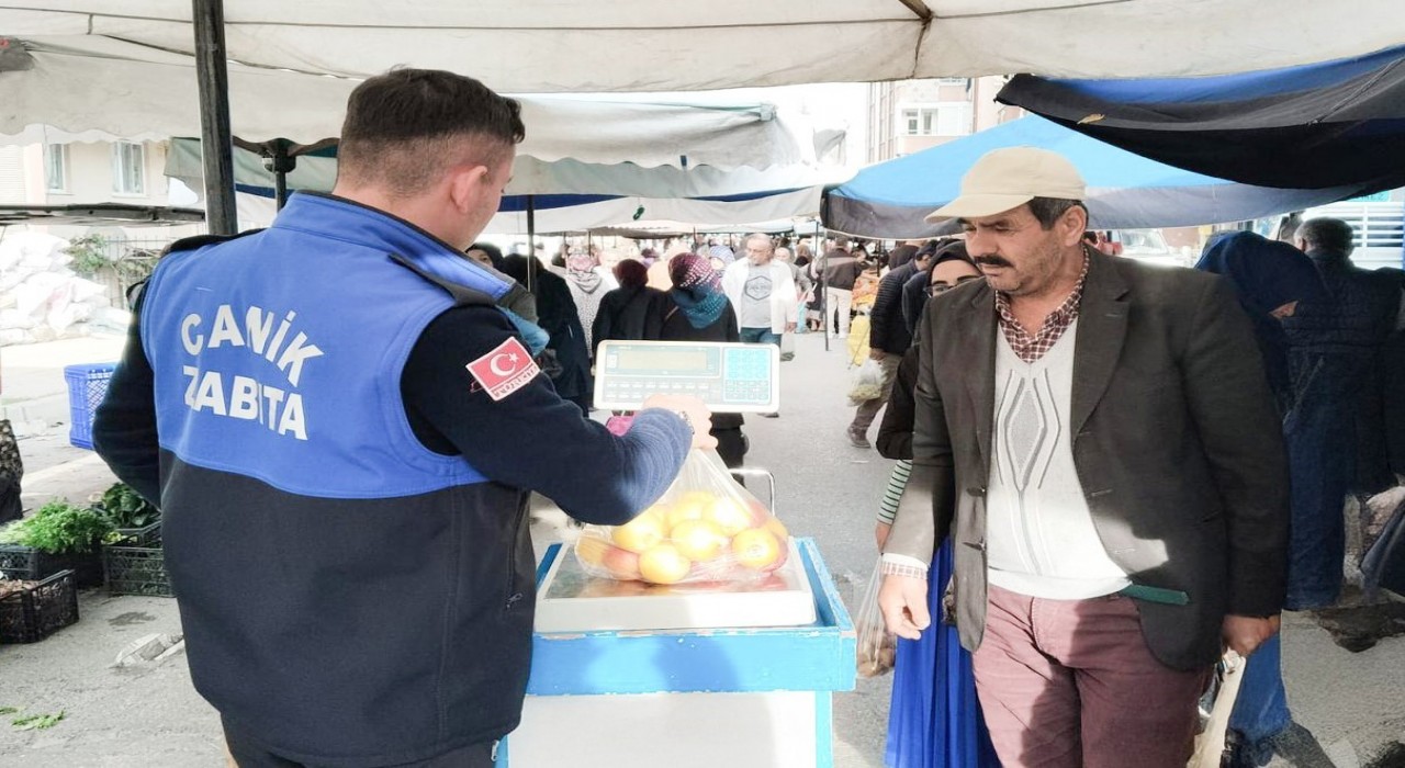 Canikte semt pazarlarına yakın takip