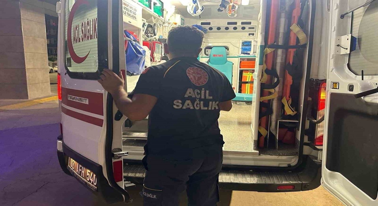 Çok sayıda hap içen genç kadın yaşam mücadelesi veriyor