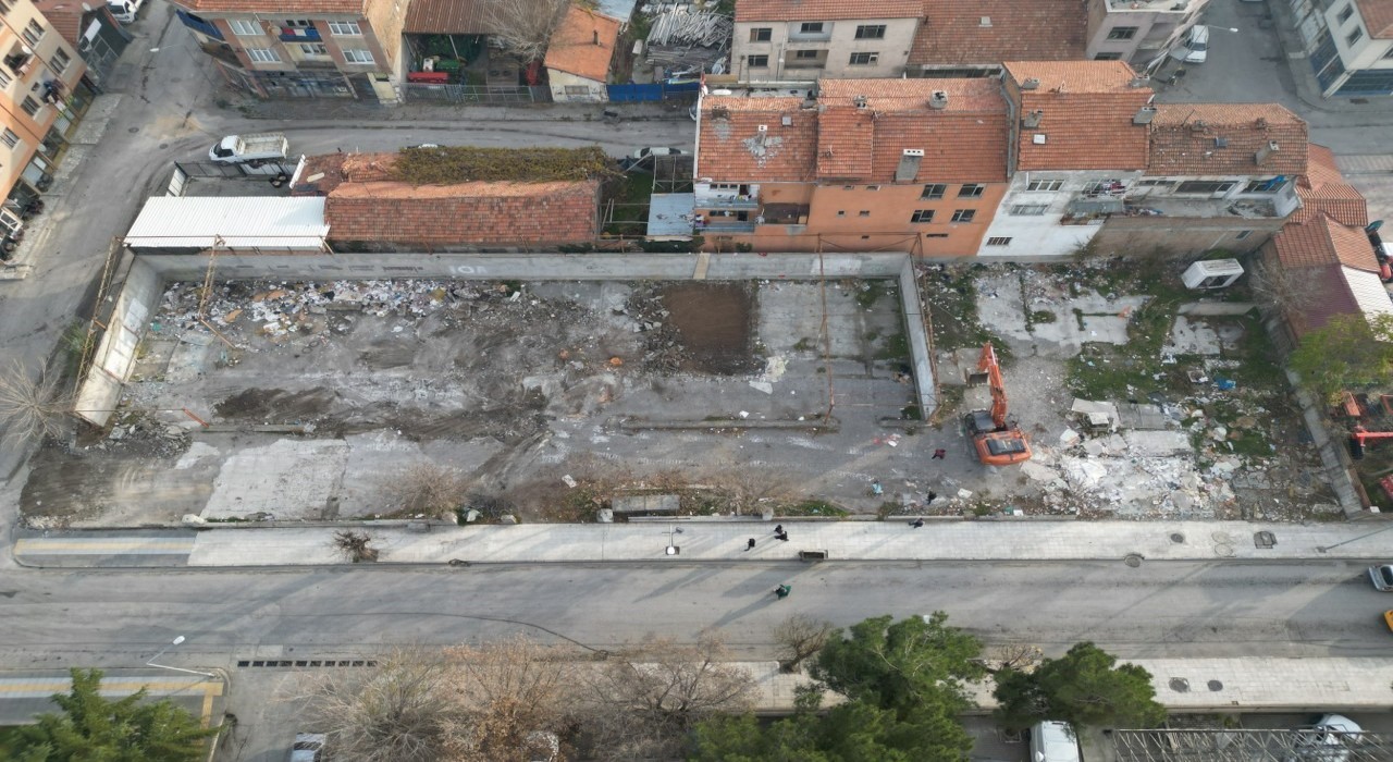 Çorum Belediyesi o alanı otoparka çeviriyor