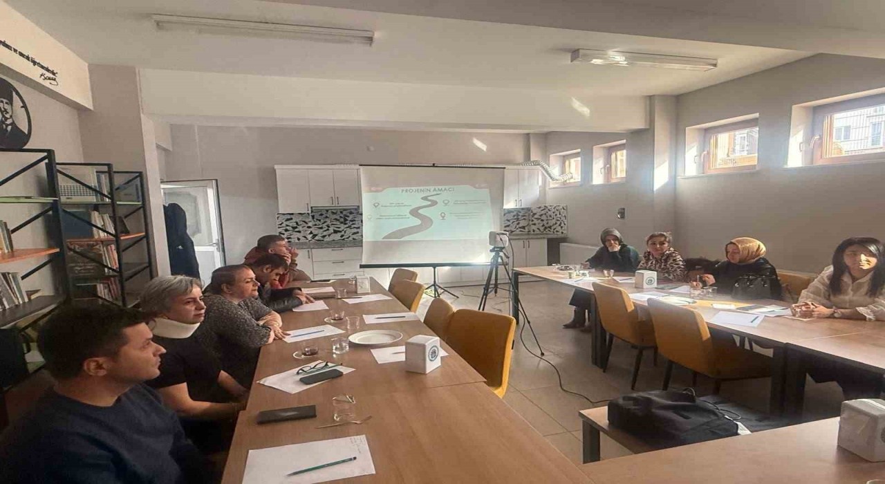 Çorumda anaokulu öğrencilerinin velileri teknoloji ve zorbalığına karşı eğitim alacak