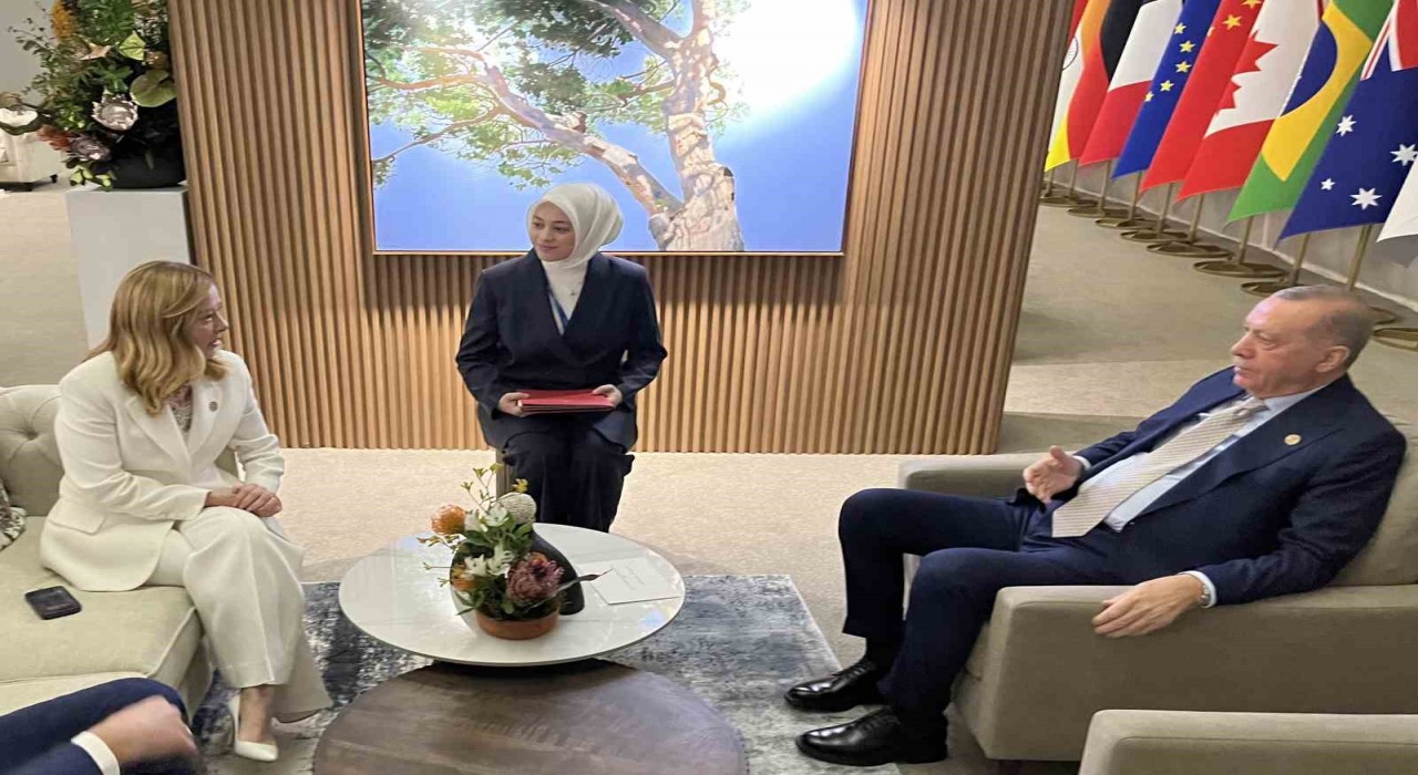 Cumhurbaşkanı Erdoğan, İtalya Başbakanı Meloniyi kabul etti