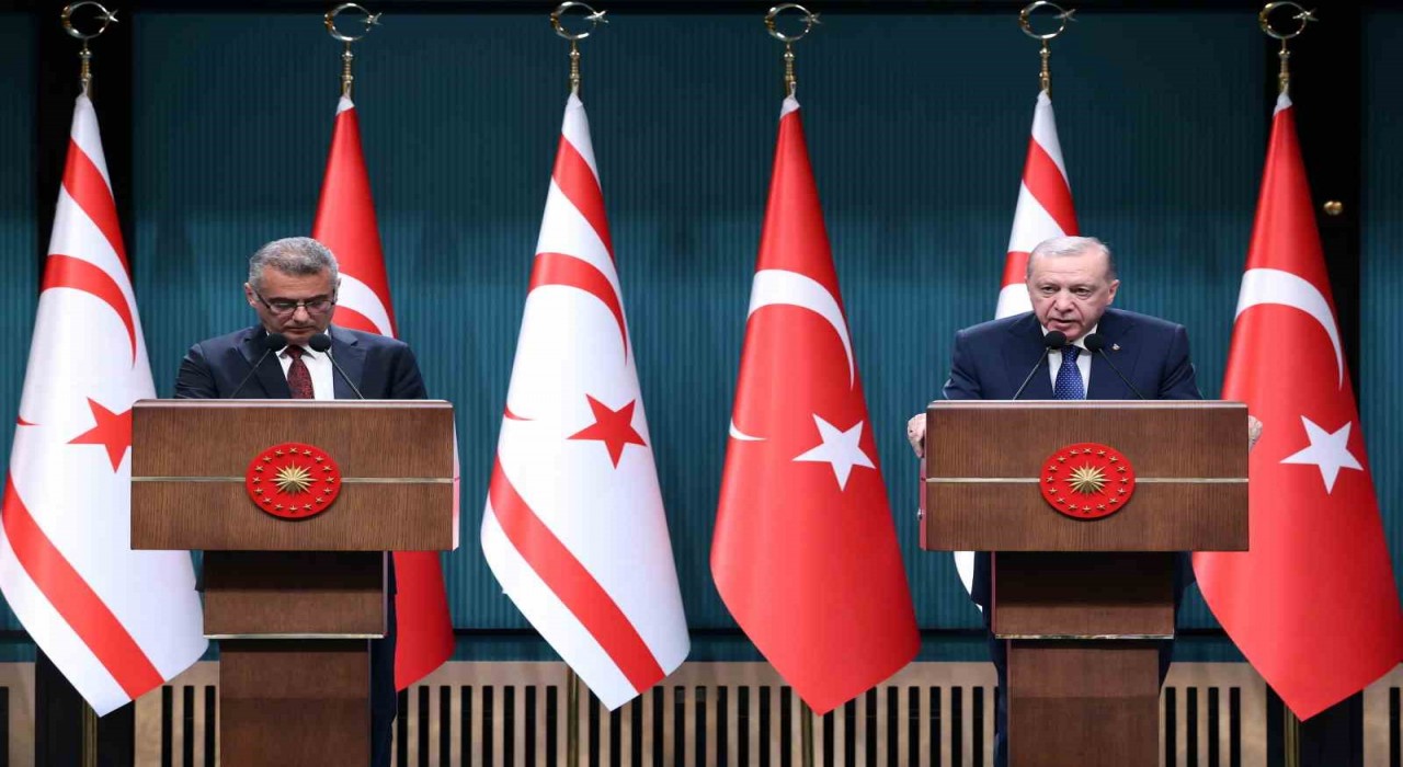 Cumhurbaşkanı Erdoğan: Kıbrıs meselesine en gerçekçi çözümün Adada iki devletin bir arada var olmasından geçtiğine inanıyoruz