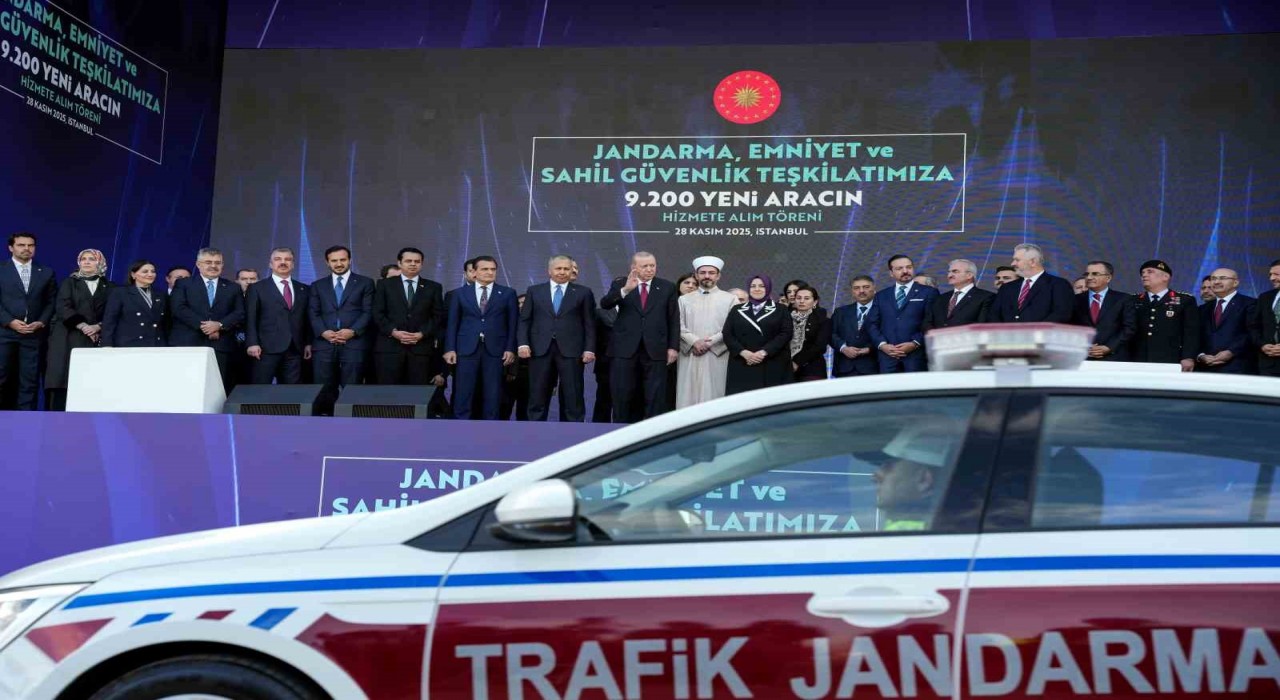 Cumhurbaşkanı Erdoğan: Suçu geçim kapısı haline getirmiş hiçbir alçağa kaptıracak tek bir gencimiz yoktur