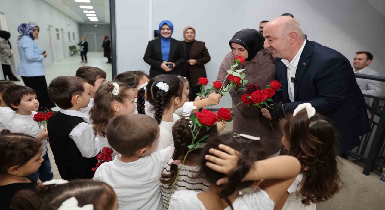 Darıcada anneler üretiyor, çocuklar eğlenerek öğreniyor