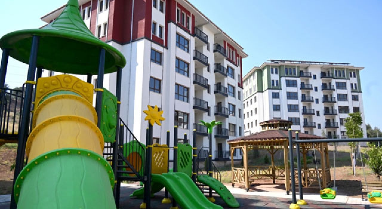 Deprem Konutlarında Dış Cepheye Klima Yasağı Getirildi