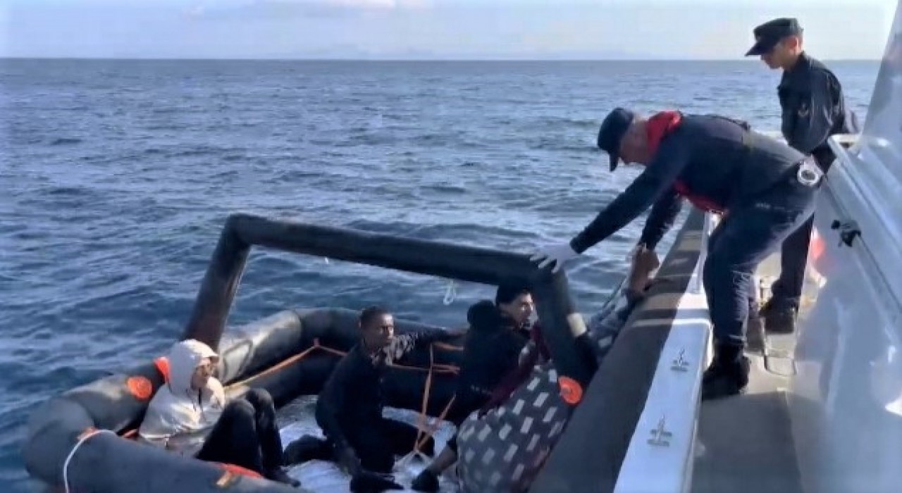 Didimde 4 düzensiz göçmen kurtarıldı