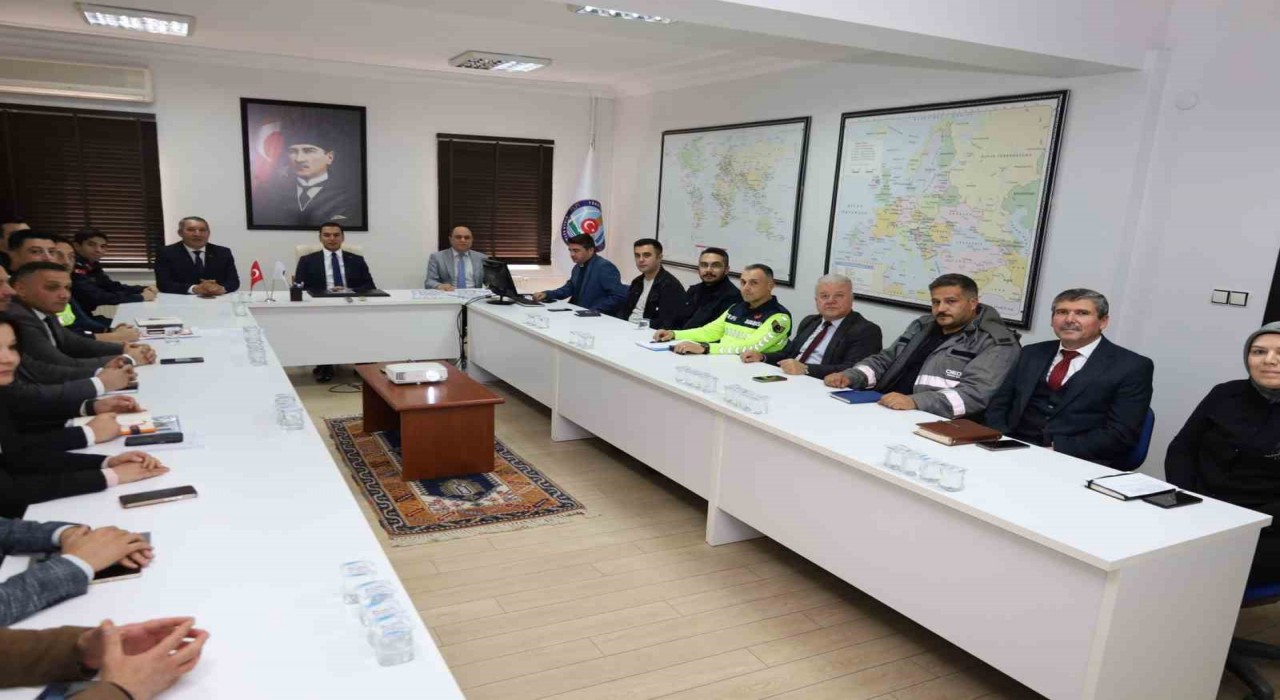 Dinarda kış tedbirleri masaya yatırıldı