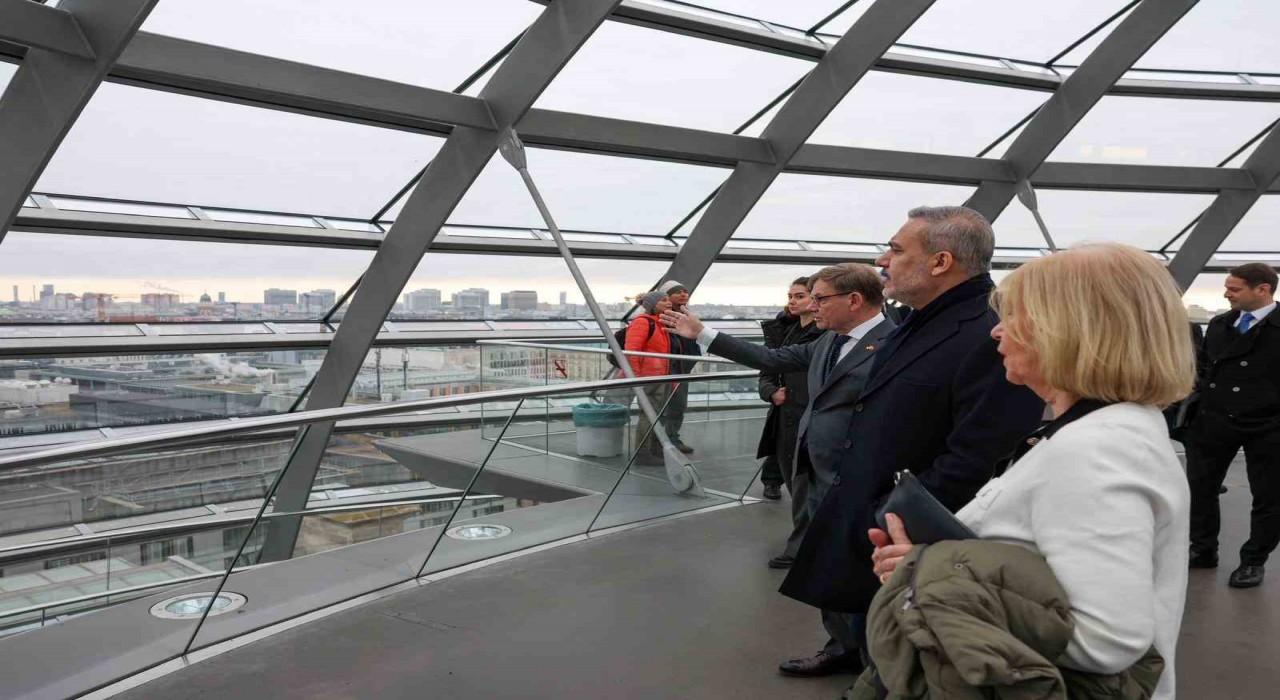 Dışişleri Bakanı Fidan, Almanya Federal Meclisini ziyaret etti