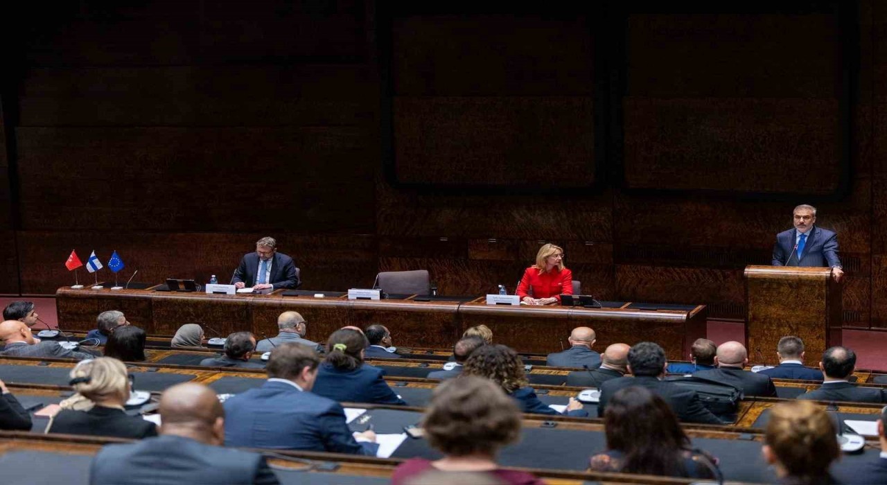 Dışişleri Bakanı Fidan, Finlandiya-Türkiye Parlamentolararası Dostluk Grubunun düzenlendiği toplantıda konuştu