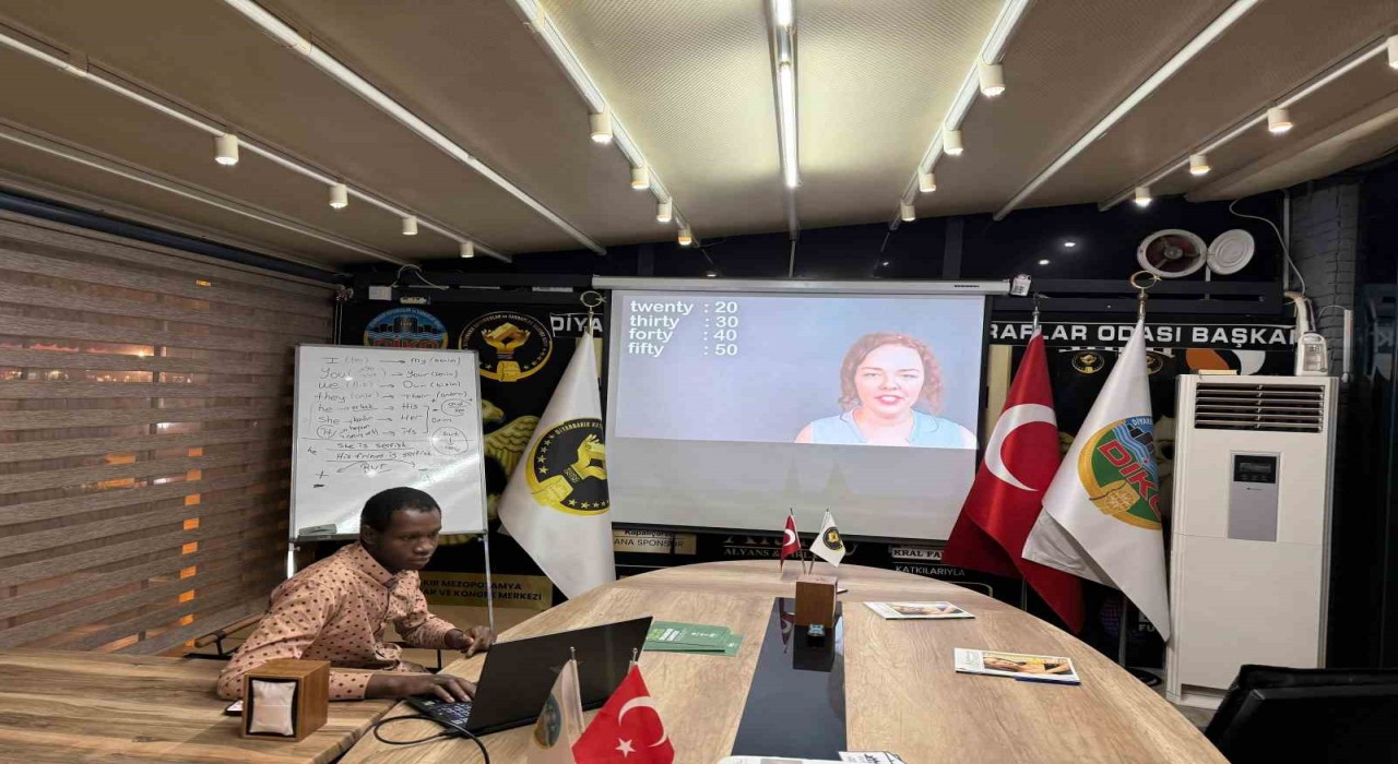 Diyarbakır Kuyumcular Odasından bir ilk: Esnafa ücretsiz İngilizce eğitimi başladı