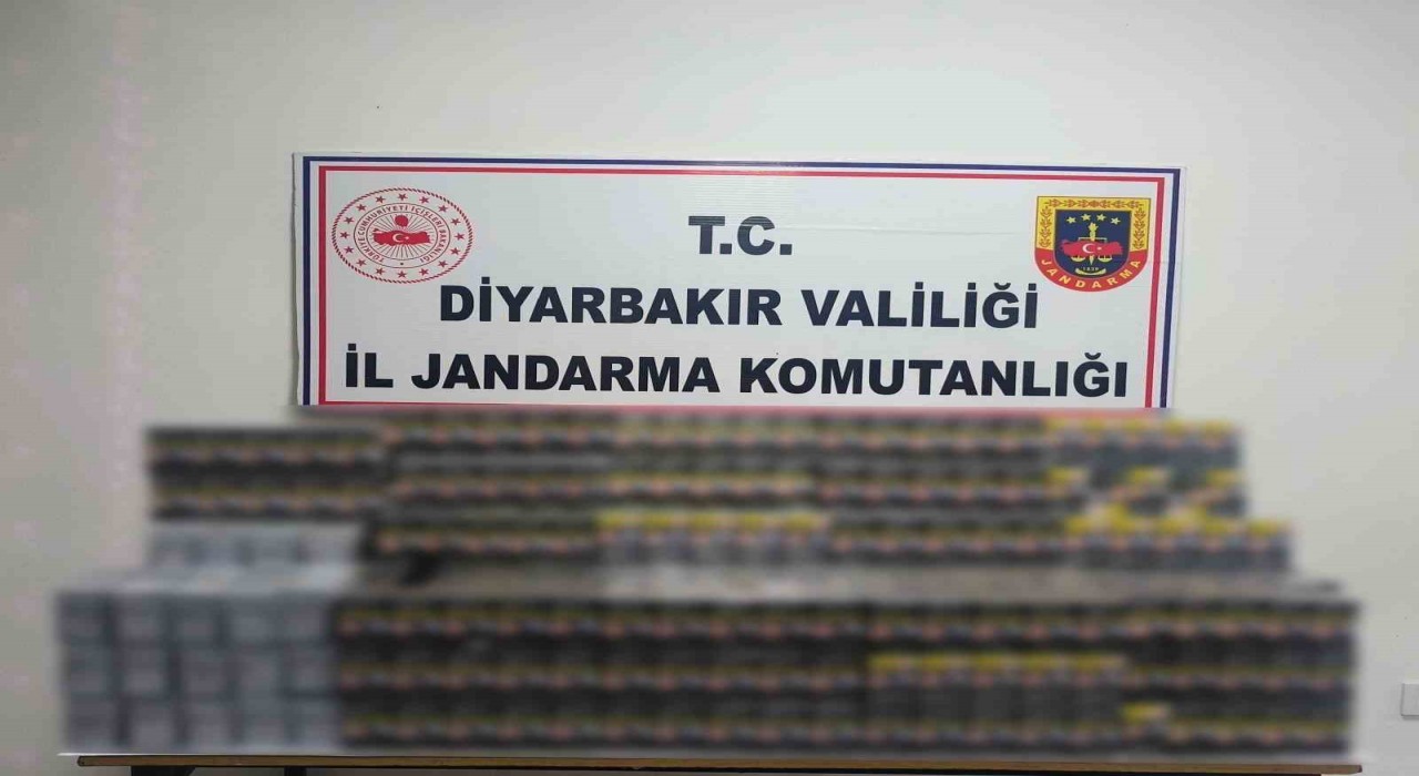 Diyarbakırda kaçakçılık operasyonları: 10 bin dolu makaron, 3 bin paket sigara ele geçirildi