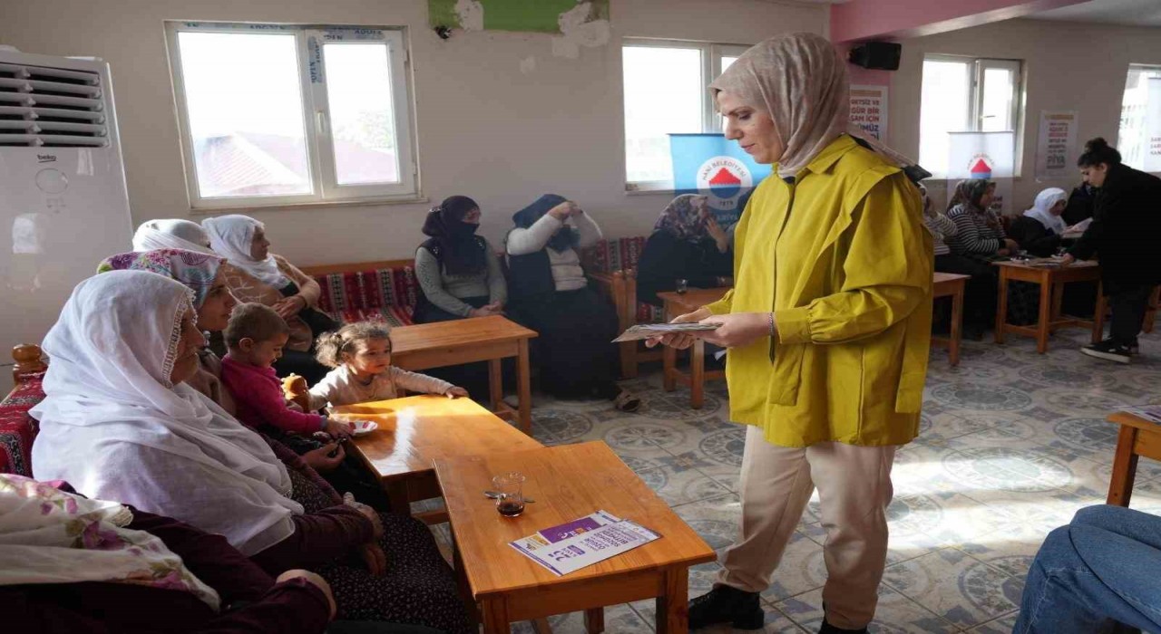 Diyarbakırda kadına yönelik şiddete karşı farkındalık etkinliği