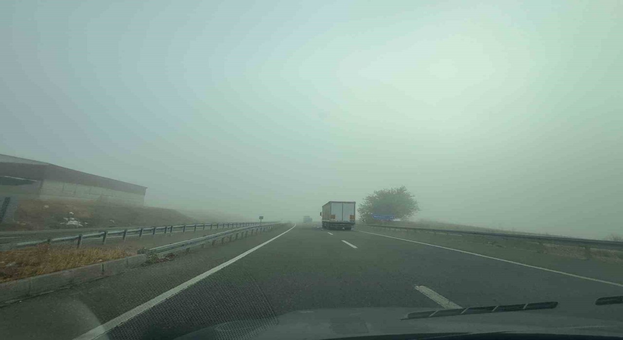 Diyarbakırda sis etkili oldu