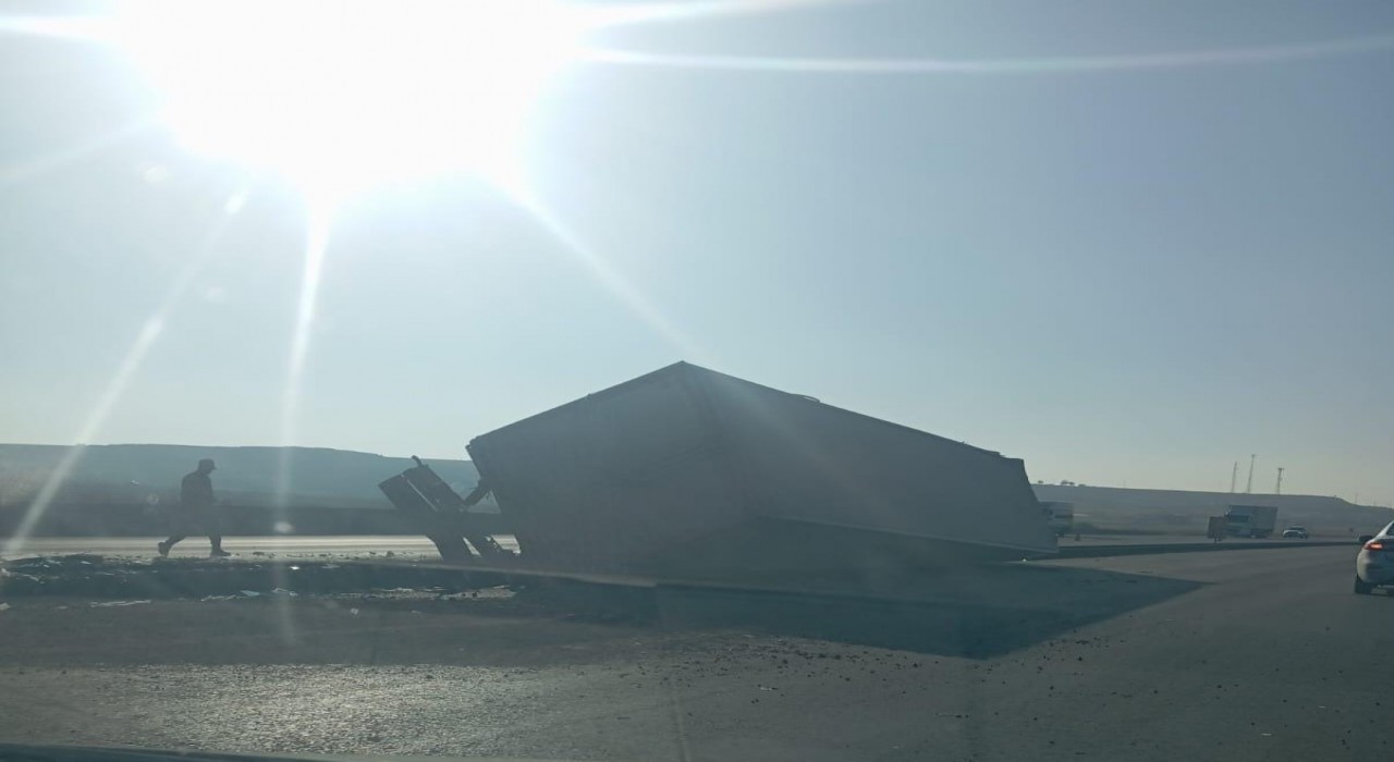 Diyarbakırda zincirleme trafik kazası: 3 yaralı