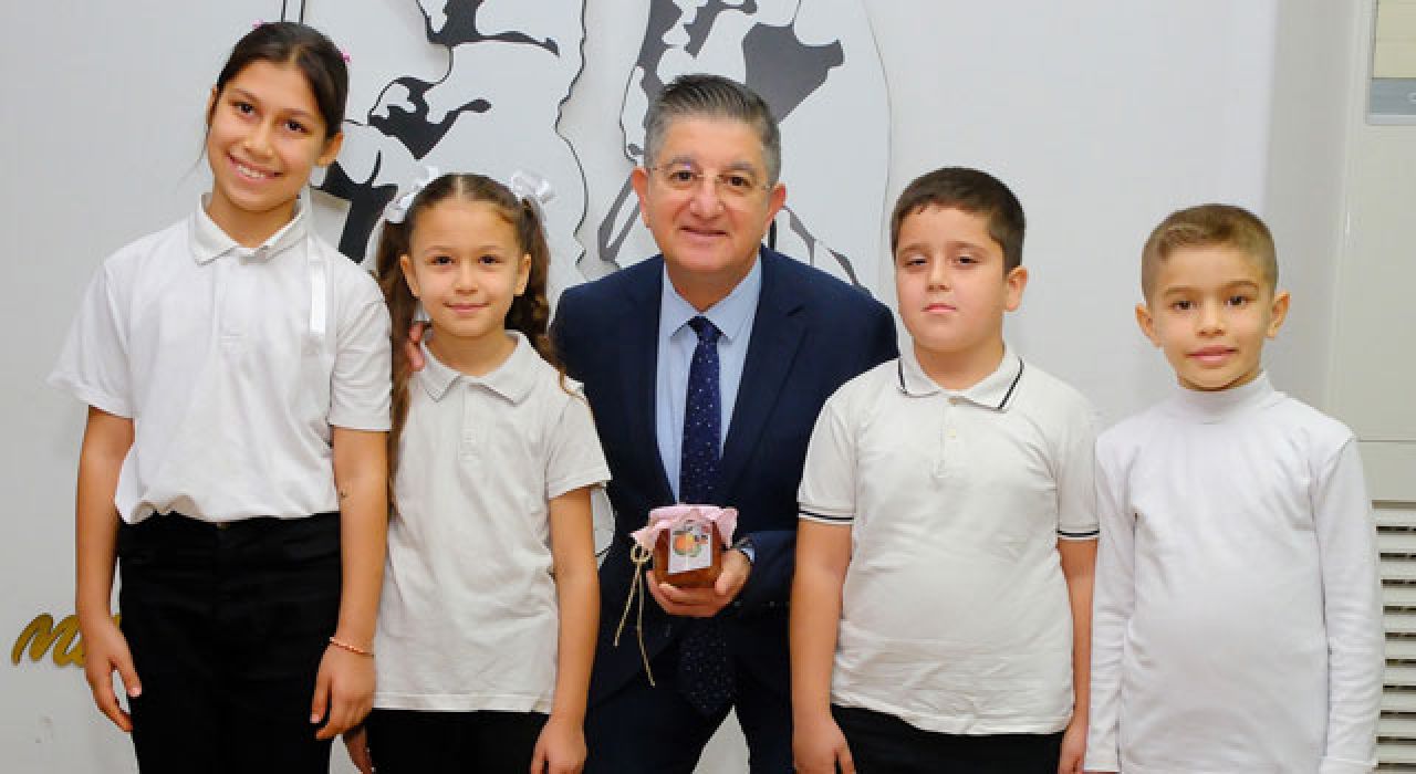 Dörtyollu Öğrencilerin “Turunç Kokulu Yolculuk” Projesine Destek