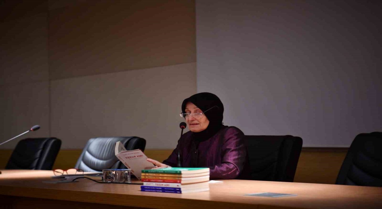 Dünya çapında başarı kazanan balerin, İslama uzanan yolculuğunu öğrencilerle paylaştı