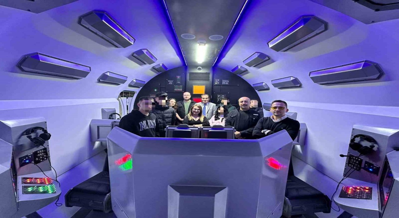 Dünya Çocuk Hakları Gününde çocuklara Key Museum ve Uzay Kampı gezisi