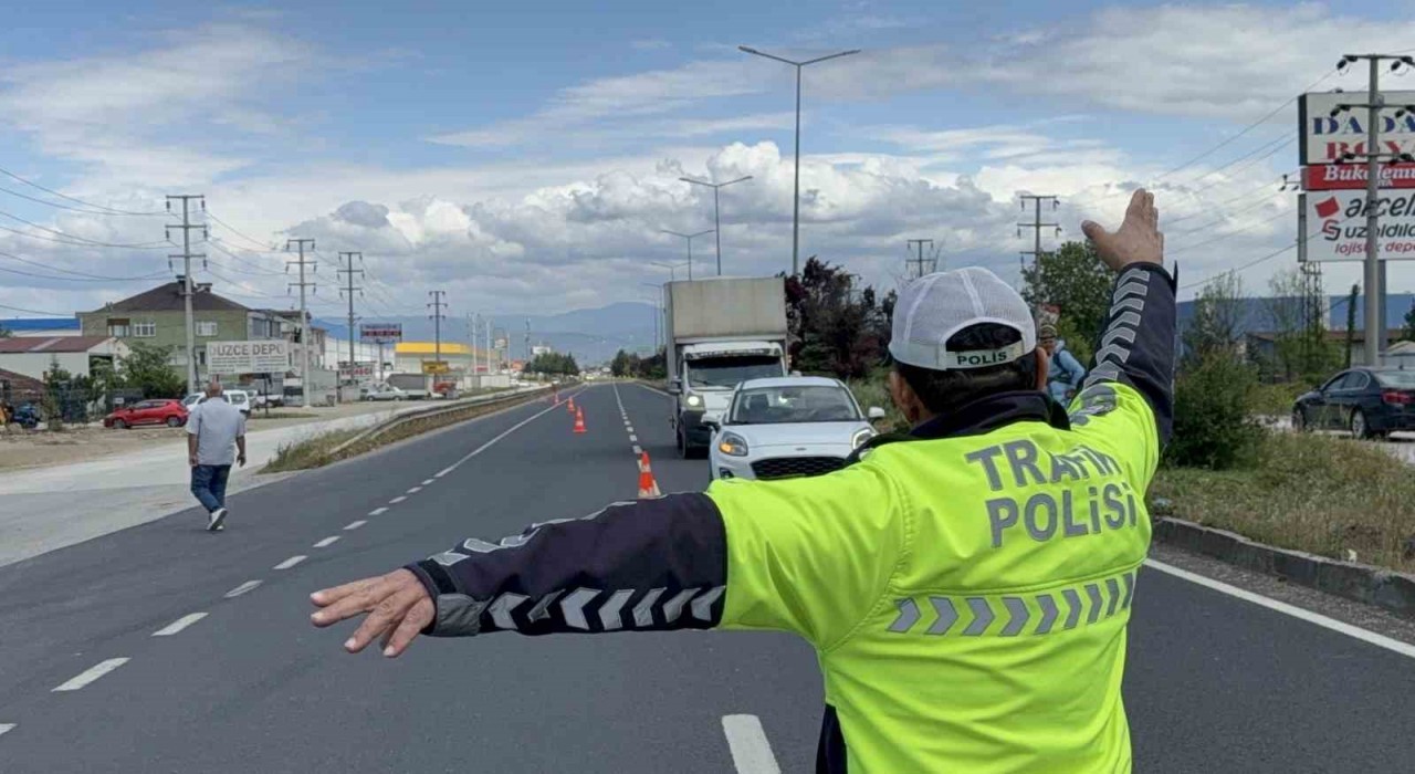Düzcede 31i alkolden 177 araç trafikten men edildi