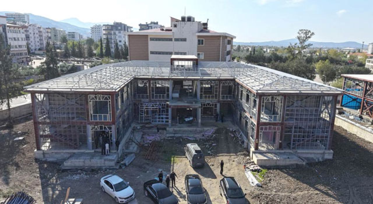 Düziçi ÇEAŞ Anadolu Lisesi İnşaatında Çalışmalar Sürüyor