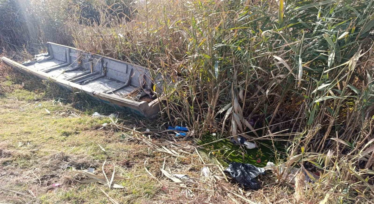 Eber Gölü şimdi de kirlilik ile gündemde