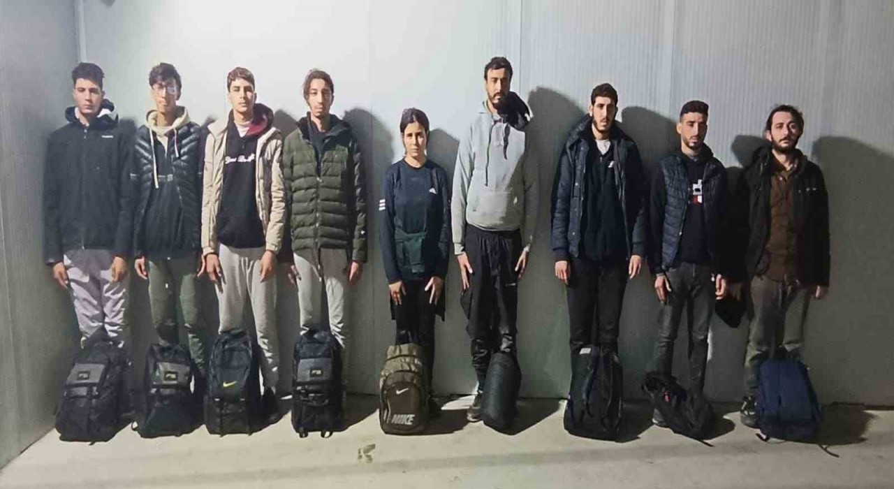 Edirnede 9 düzensiz göçmen yakalandı