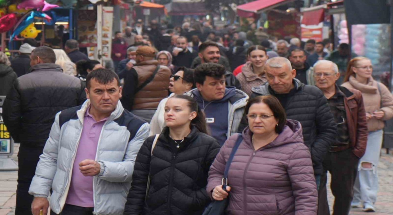 Edirnede turist hareketliliği esnafın yüzünü güldürdü