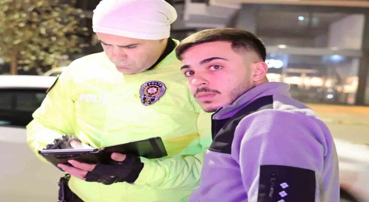 Ehliyeti yok, muayenesi yok, sigortası yok: Yapacak bir şey de yok