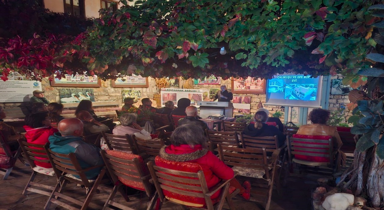 EKODOSDun konuğu sanat tarihçisi Serçek, Kuşadası müzelerini anlattı