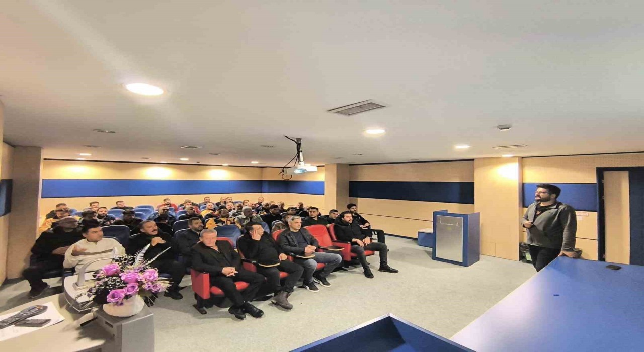 Elazığda ambulans şoförlerine eğitim