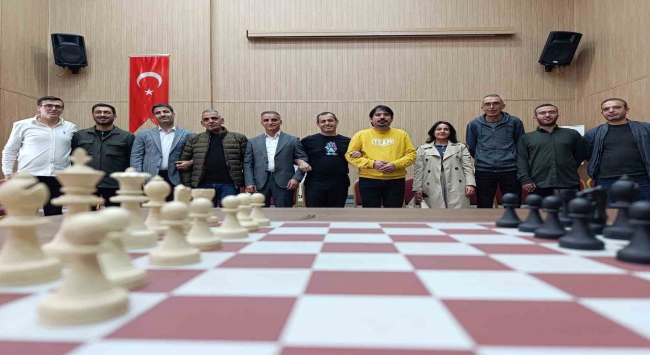 Elazığda düzenlenen satranç turnuvası sona erdi