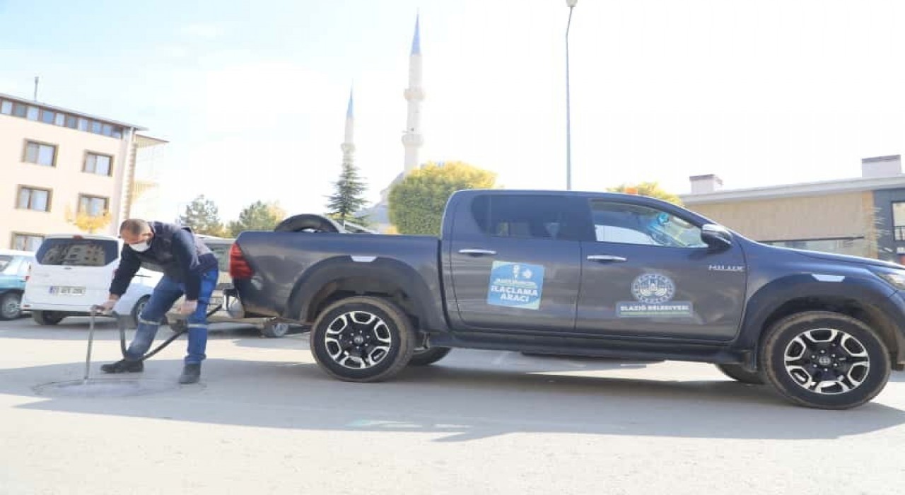 Elazığda ilaçlama çalışmaları sürüyor