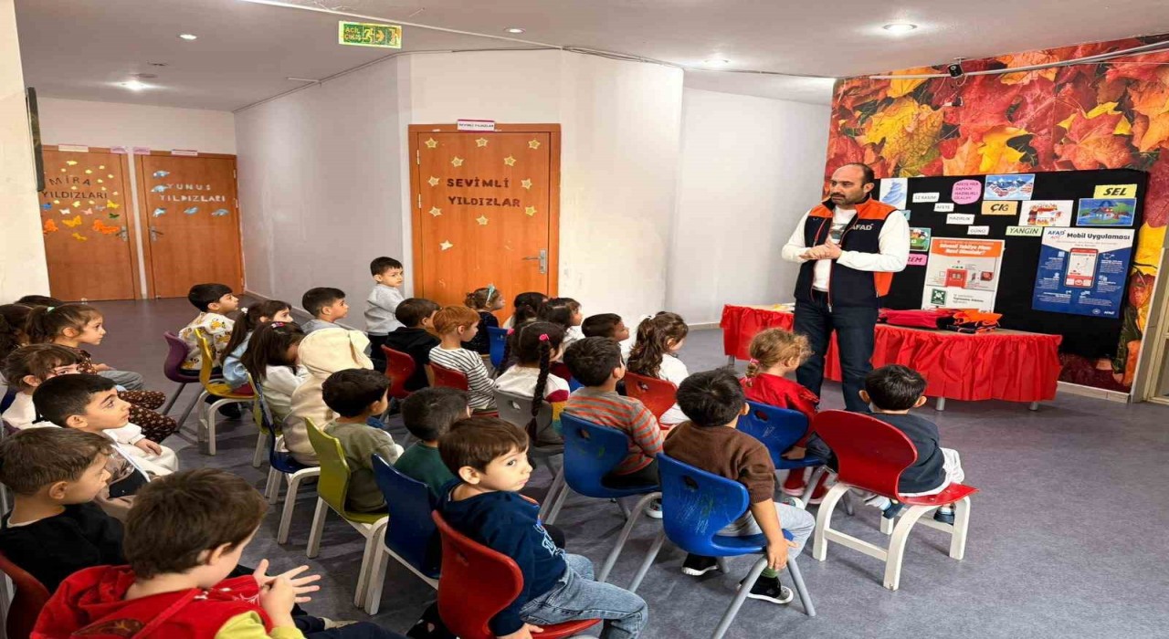 Elazığda öğrencilere afet farkındalık eğitimi