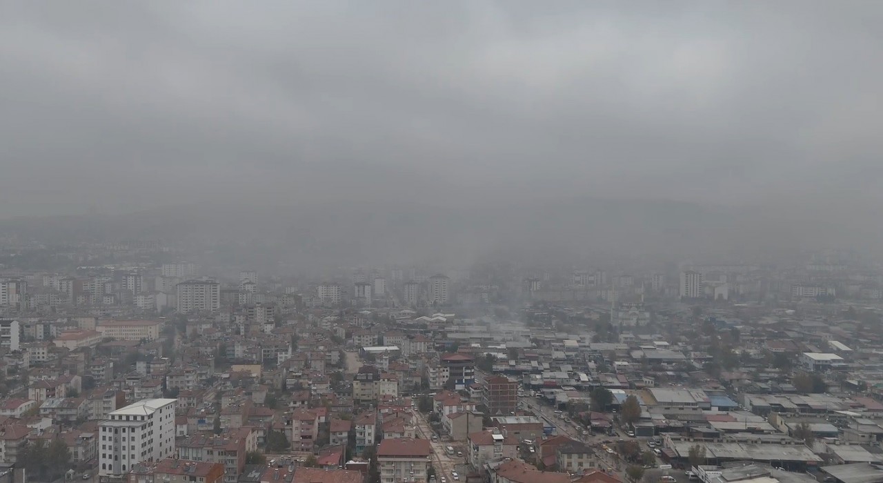 Elazığda sis etkisi sürdürüyor