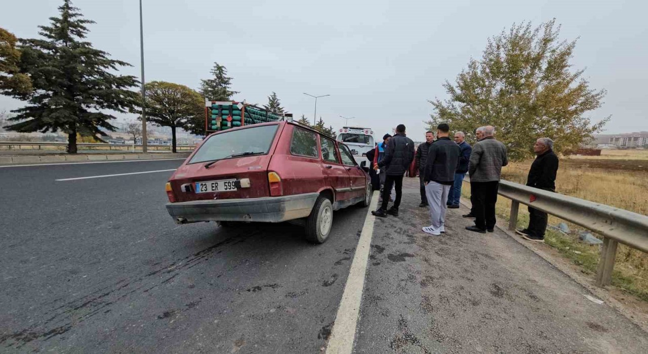 Elazığda trafik kazası:2si ağır 4 yaralı