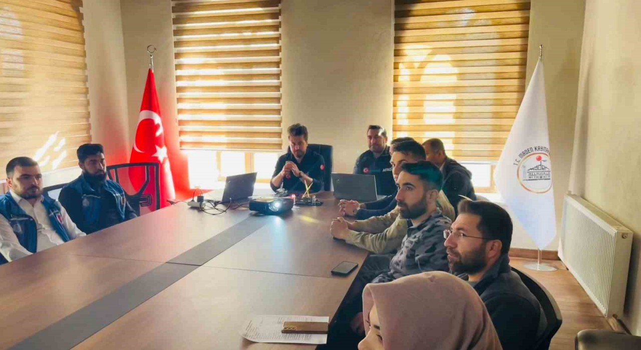 Elazığda Türkiye afet müdahale planı toplantısı