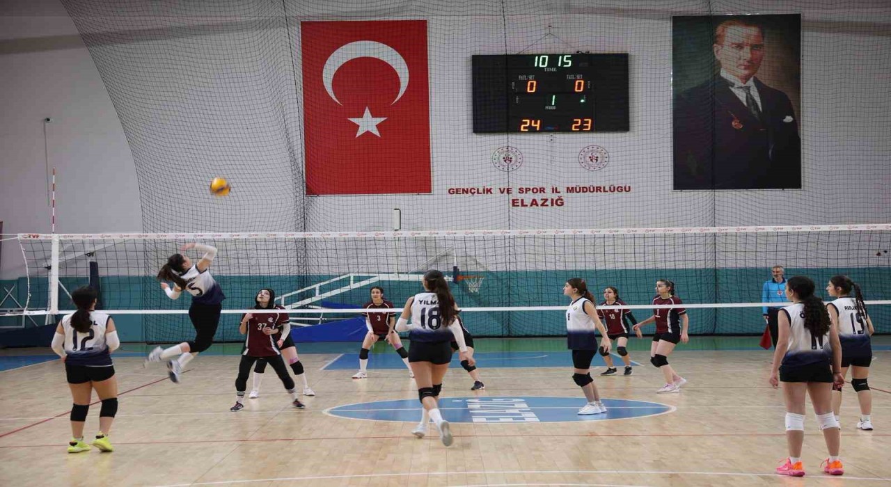 Elazığda voleybol müsabakaları tamamlandı