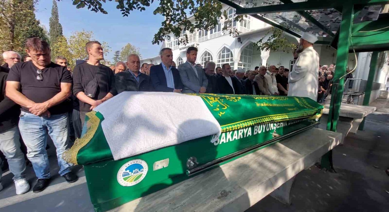 Eniştesi cansız bedenini bulmuştu, son yolculuğuna uğurlandı