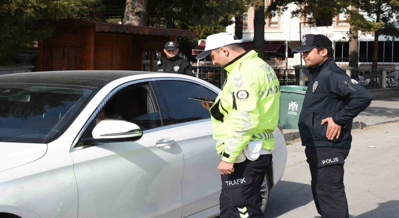 Erzincanda Güvenli Okul Uygulamaları devam ediyor