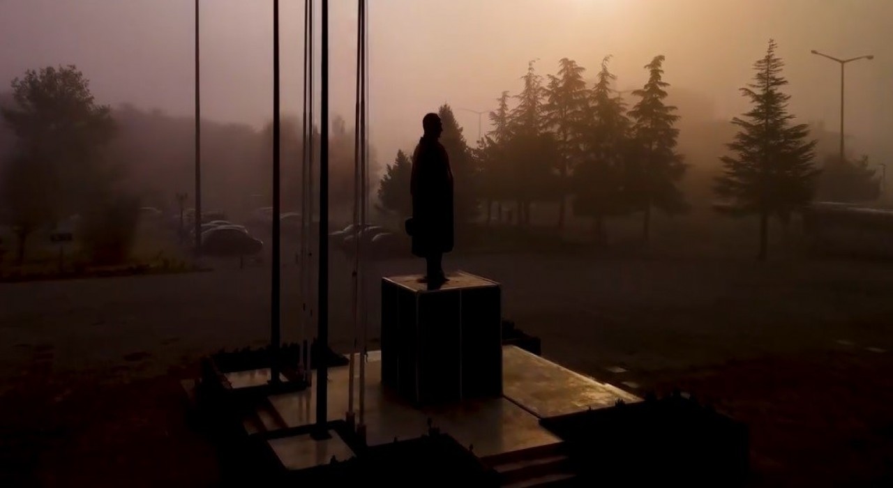 Erzincanı sis kapladı: Görüş mesafesi 20 metreye düştü