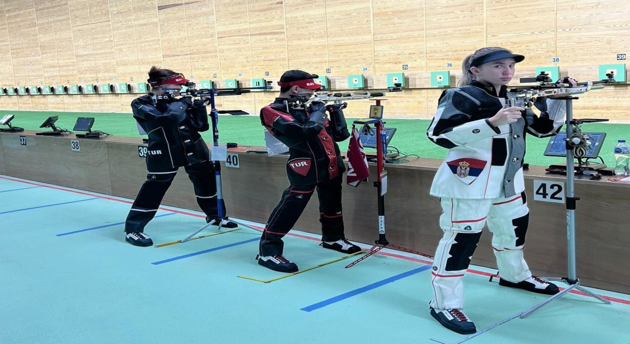 Erzincanlı milli sporcu Afaldan Türkiye rekoru