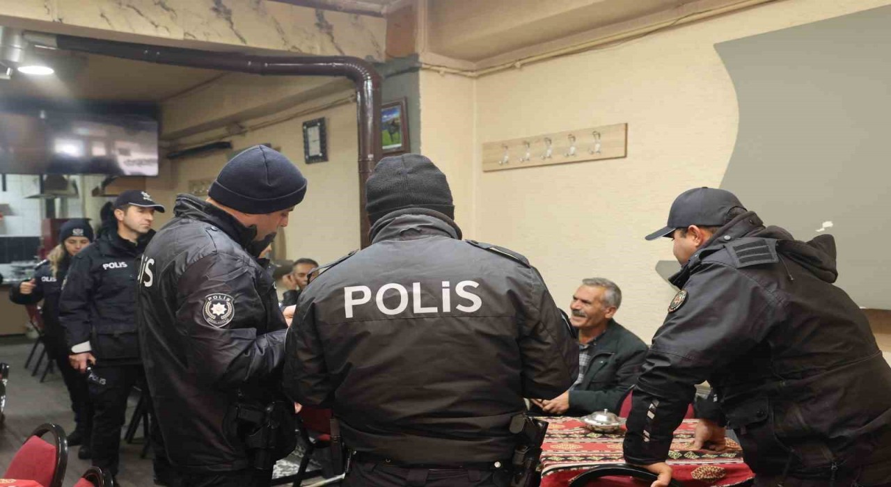 Erzurumda polis 134 şahsı yakaladı