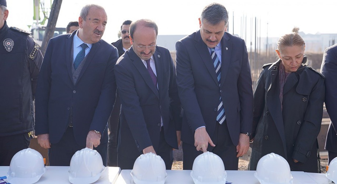 ETÜ Spor Bilimleri Fakültesinin yeni hizmet binasının temeli atıldı