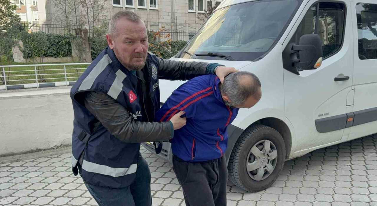 Evinde bonzai ele geçirilen şahıs adliyeye sevk edildi