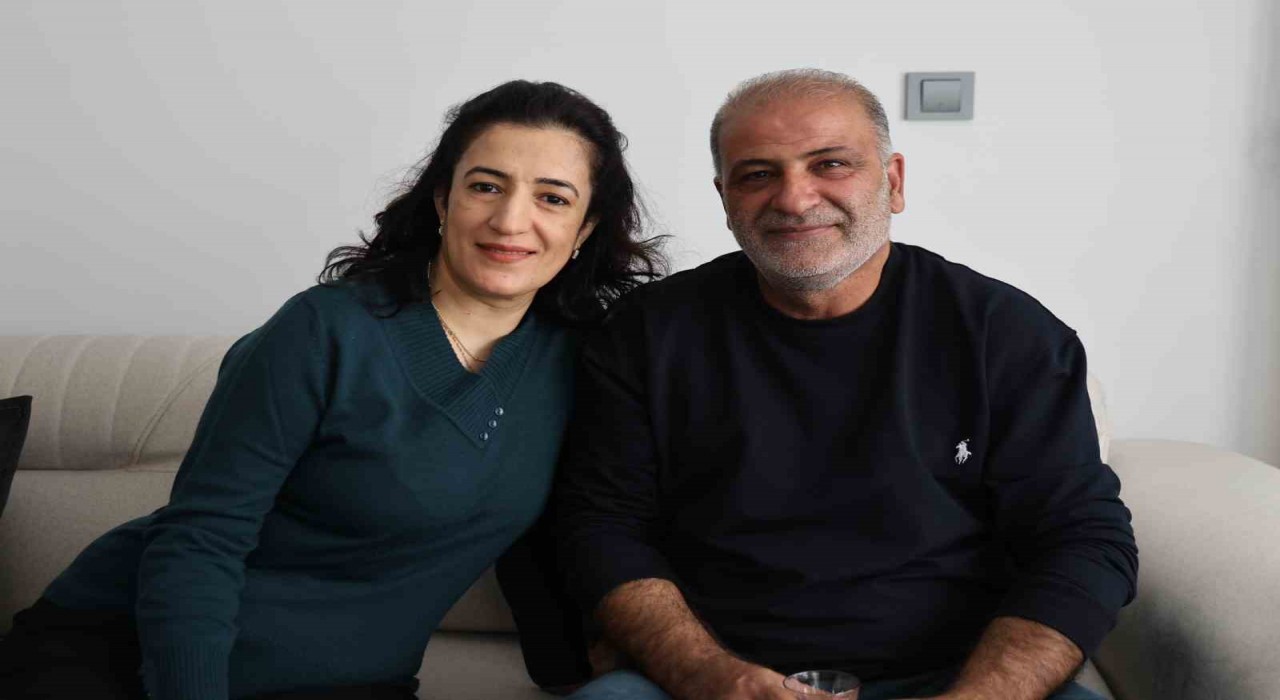 Evine yerleşen depremzede: Biz yaz gitti diye üzülmedik çünkü evin içerisi de yaz gibi