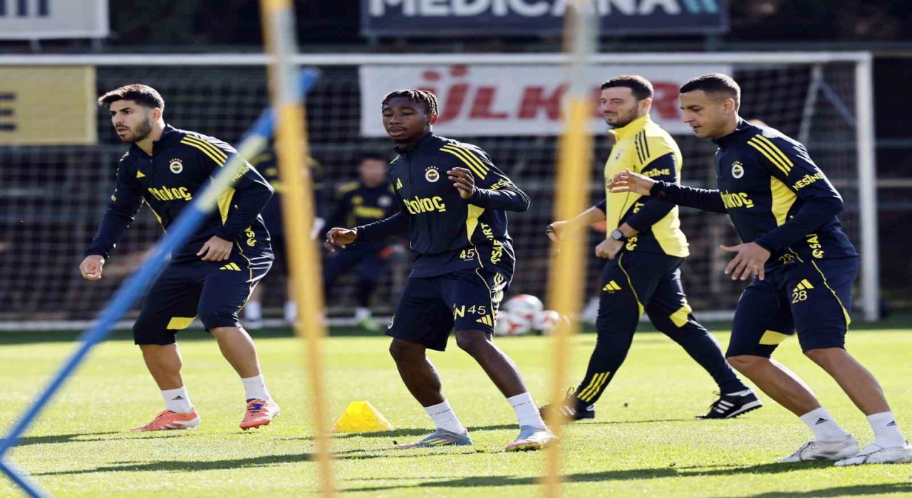 Fenerbahçede Rizespor mesaisi devam etti