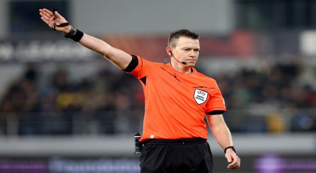 Fenerbahçeye Hollandalı hakem