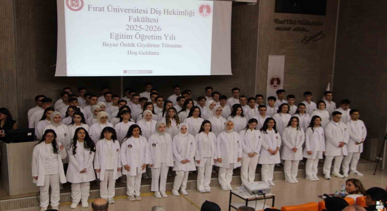 FÜde beyaz önlük giyme töreni düzenlendi