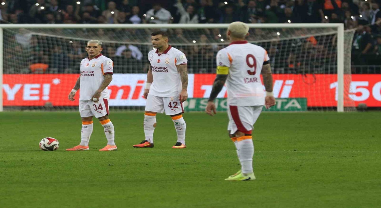Galatasaray, Süper Ligde 19 maç sonra mağlup oldu